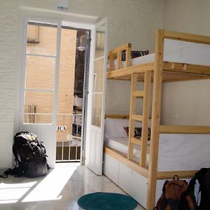 Dormitory Room Mixed